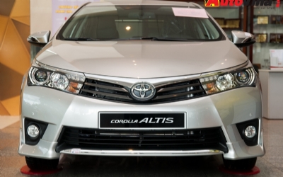 Địa chỉ cho thuê xe tự lái toyota altis ở hà nội 