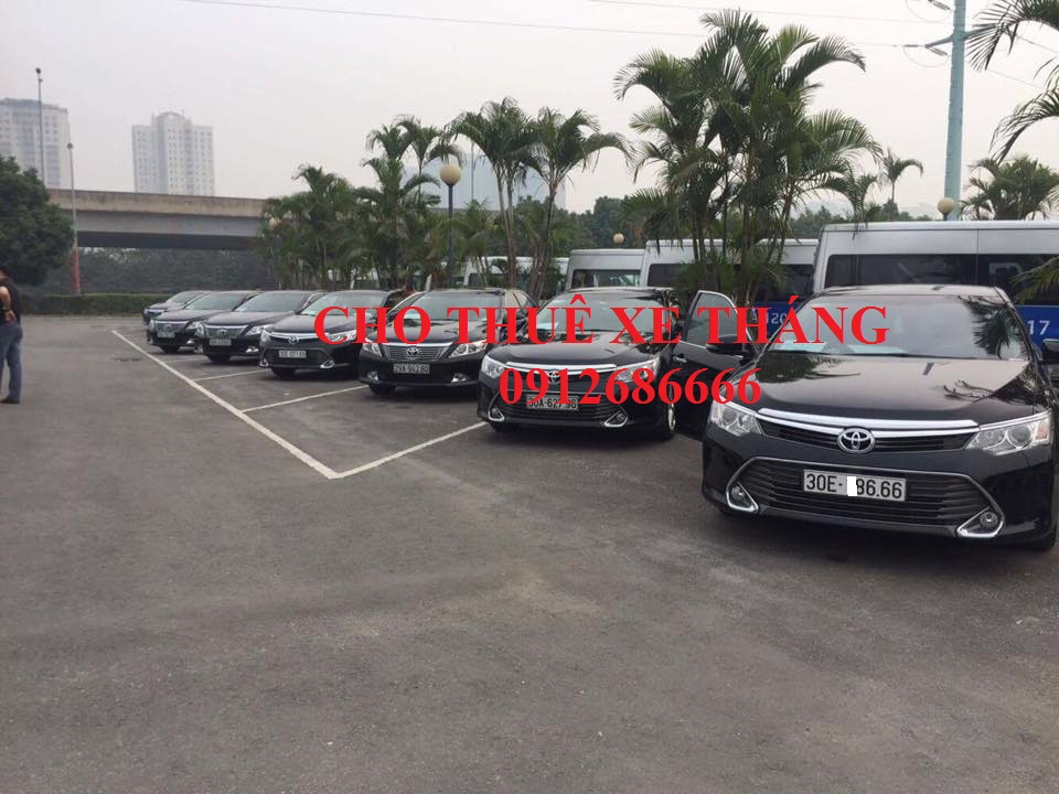 THUÊ XE CAMRY THÁNG